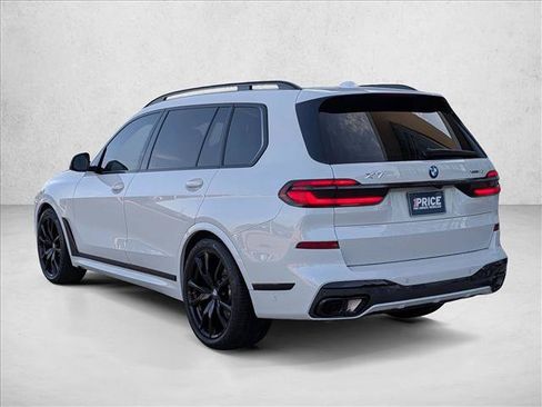 Used 2024 BMW X7 xDrive40i w/ M Sport Package AWD/4WD image 7
