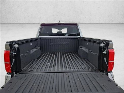 Used 2025 Toyota Tacoma SR5 AWD/4WD image 6