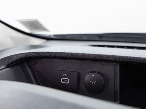 Used 2025 Ford Transit 350 XLT image 21