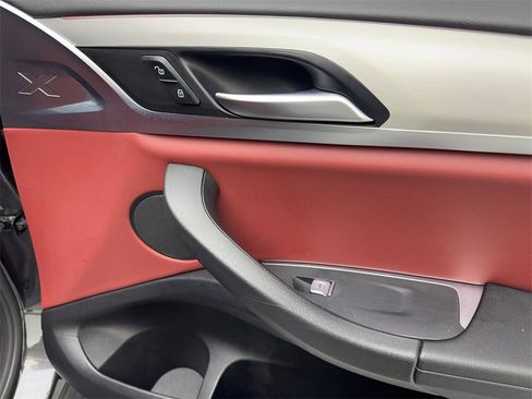 Used 2022 BMW X4 xDrive30i w/ Convenience Package image 50