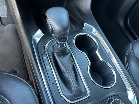 Certified 2023 Chevrolet Traverse LT image 25