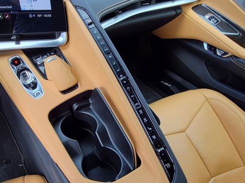 Used 2022 Chevrolet Corvette Stingray Preferred Cpe w/ Z51 Performance Package RWD image 13