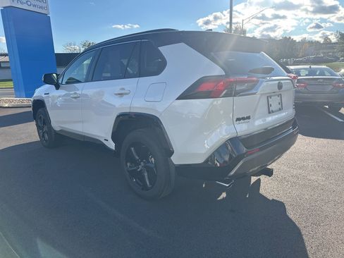Used 2021 Toyota RAV4 XSE w/ XSE Grade Weather Package image 6