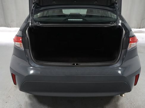Used 2024 Toyota Corolla LE image 31
