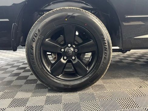 Used 2018 RAM 1500 Big Horn image 32