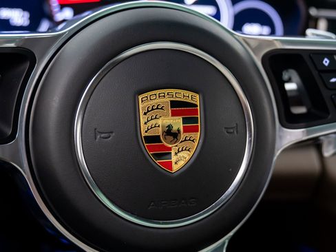 Certified 2018 Porsche Panamera 4S image 28