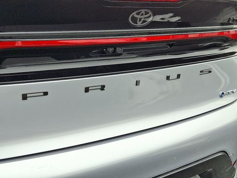 New 2026 Toyota Prius Limited image 5