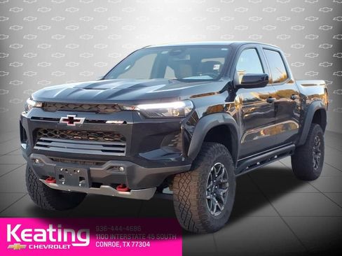 Used 2024 Chevrolet Colorado ZR2 w/ Safety Package image 8
