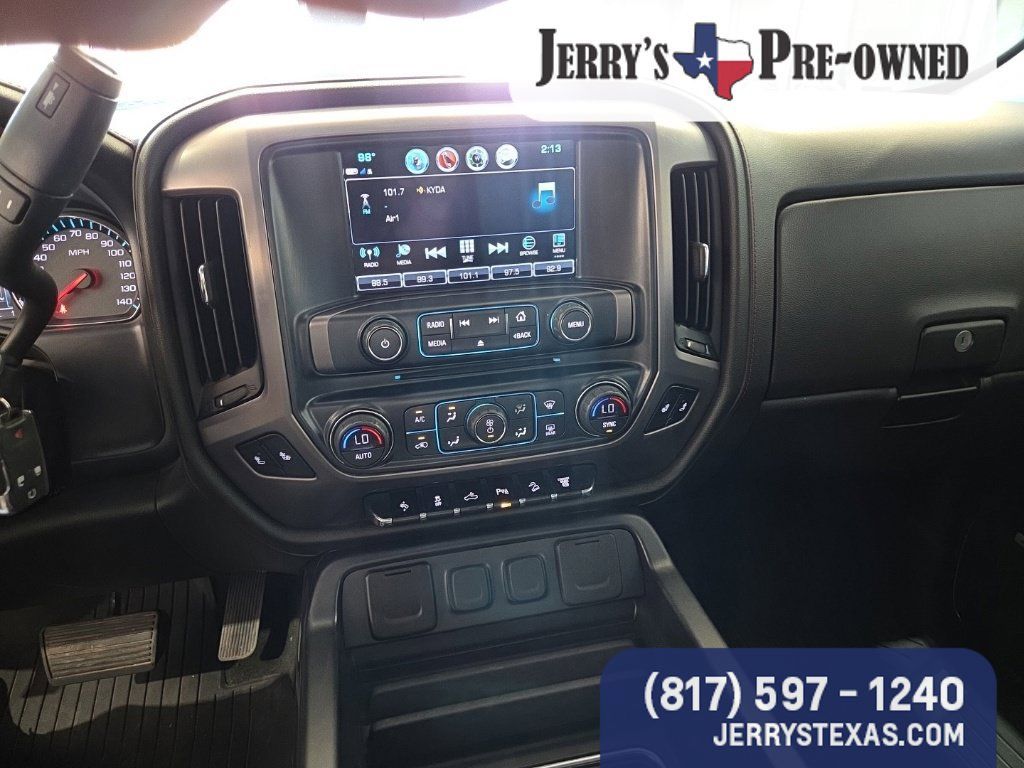 Used 2018 GMC Sierra 2500 SLT w/ Duramax Plus Package AWD/4WD image 9