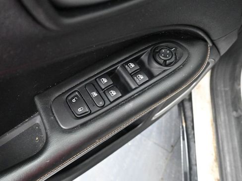 Used 2019 Jeep Compass Latitude w/ Cold Weather Group image 28