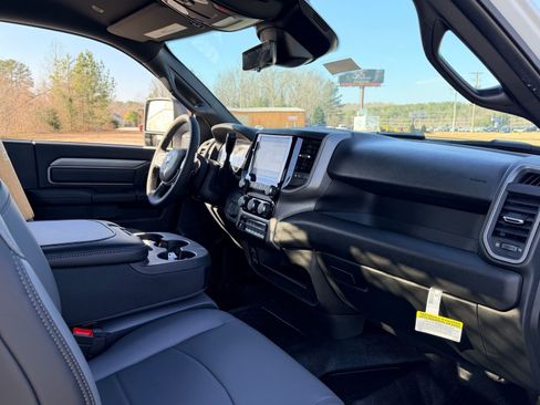 New 2026 RAM 5500 Tradesman w/ Safety Group AWD/4WD image 17