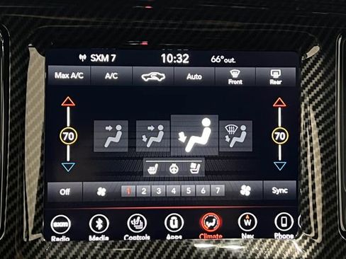 Used 2019 Dodge Challenger R/T w/ Plus Package image 27