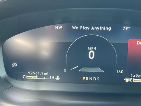 Used 2019 Lincoln Nautilus Select image 12