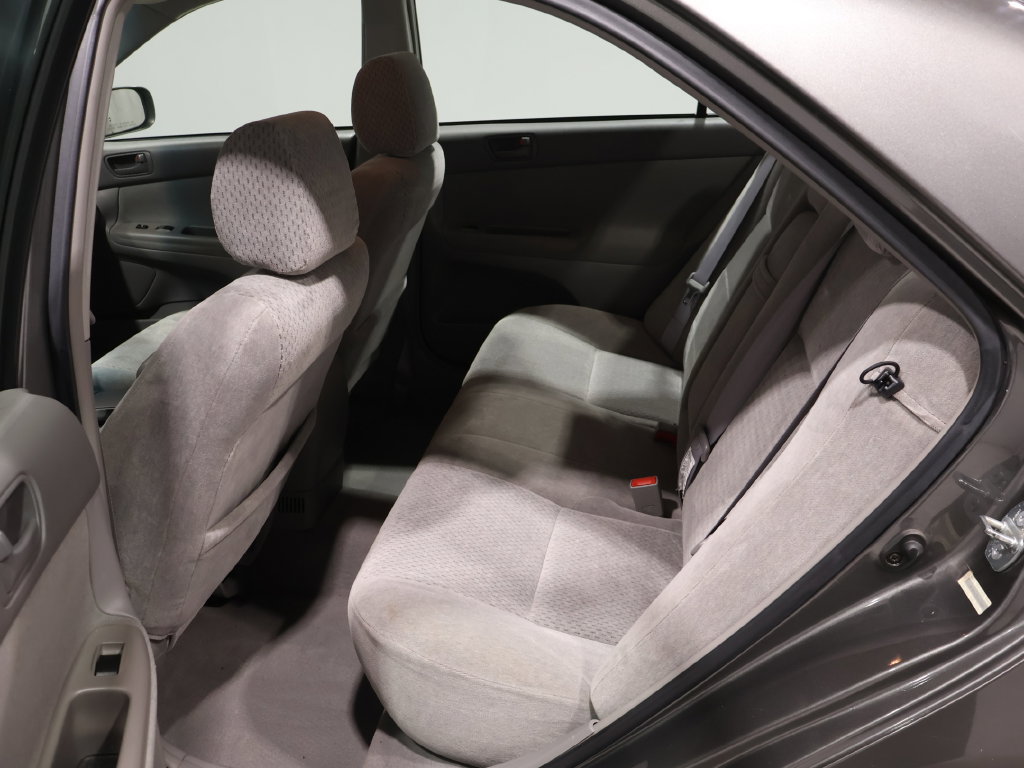 Used 2003 Toyota Camry LE FWD image 16