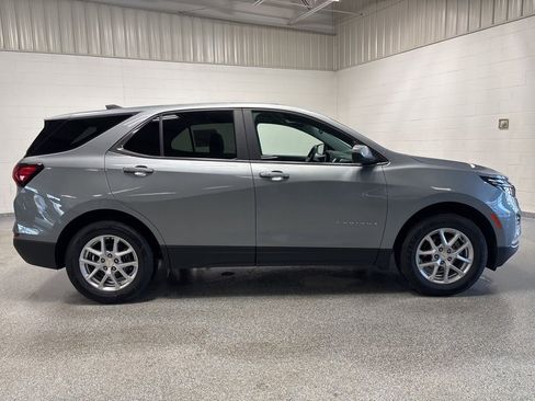 Used 2024 Chevrolet Equinox LT image 9