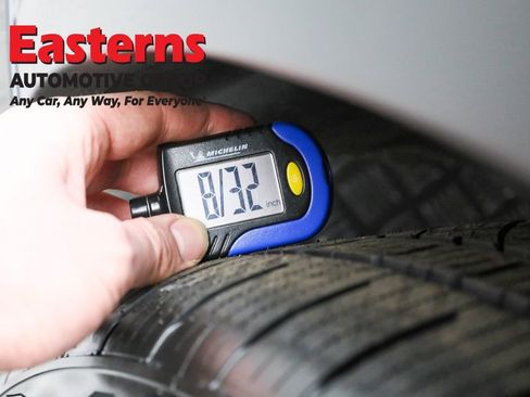 Used 2022 Tesla Model Y Performance image 27