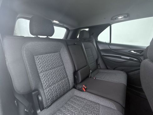 Used 2023 Chevrolet Equinox LT image 30