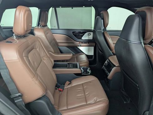 Used 2025 Lincoln Aviator Reserve w/ Equipment Group 201A image 21
