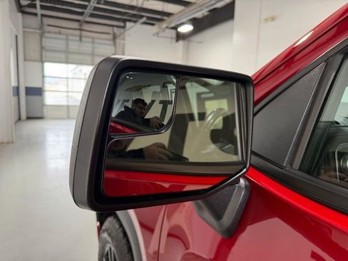 Used 2021 GMC Sierra 1500 Elevation w/ Preferred Package AWD/4WD image 12