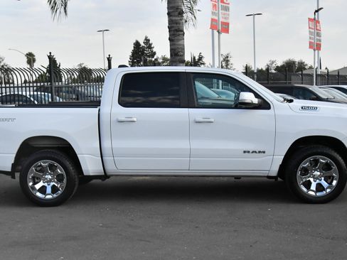 Used 2022 RAM 1500 Big Horn AWD/4WD image 9