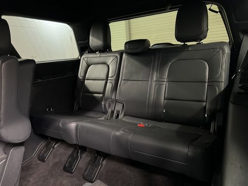 Certified 2023 Lincoln Navigator Reserve image 33