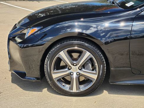 Used 2017 Lexus RC 200t w/ Accessory Package 2 RWD image 8