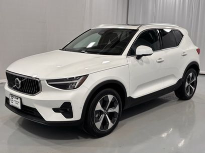 Certified 2025 Volvo XC40 B5 Plus
