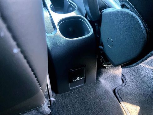 Used 2022 Chevrolet Trax LT image 28