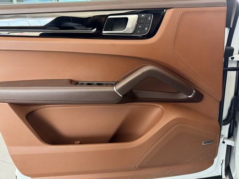 Used 2023 Porsche Cayenne GTS image 24