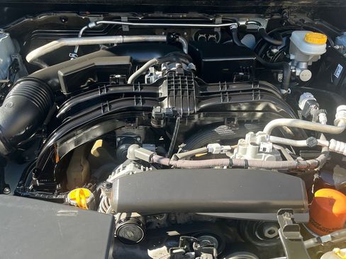 Used 2021 Subaru Crosstrek 2.5i Sport image 21