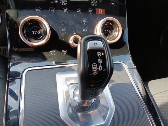 Used 2020 Land Rover Range Rover Evoque R-Dynamic S AWD/4WD image 11
