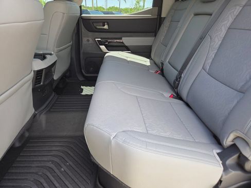 Used 2024 Toyota Tundra Limited AWD/4WD image 22