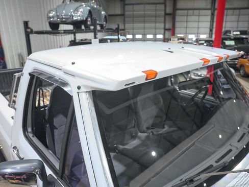 Used 1995 Ford F250 4x4 Regular Cab image 19