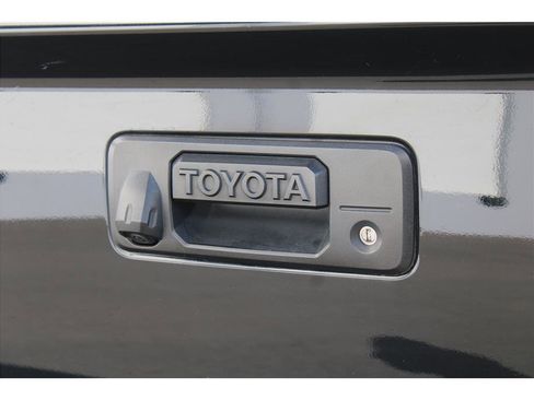 Used 2016 Toyota Tundra Limited w/ Limited Premium Package AWD/4WD image 39