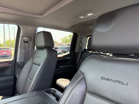 Used 2023 GMC Sierra 1500 Denali AWD/4WD image 8