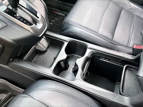 Used 2017 Honda CR-V Touring image 21