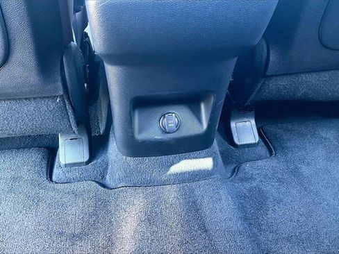 Used 2023 Kia Telluride SX image 25