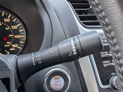 Used 2016 Nissan Altima 2.5 SV image 25