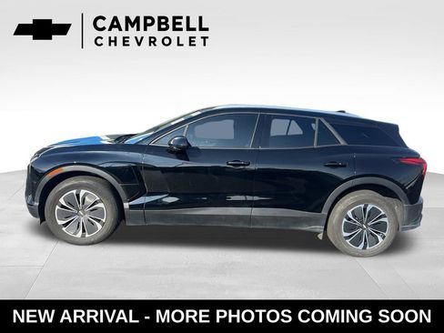 Used 2024 Chevrolet Blazer EV LT AWD/4WD image 2