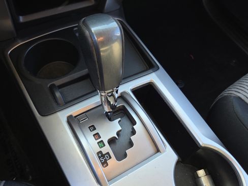 Used 2015 Toyota 4Runner SR5 image 16