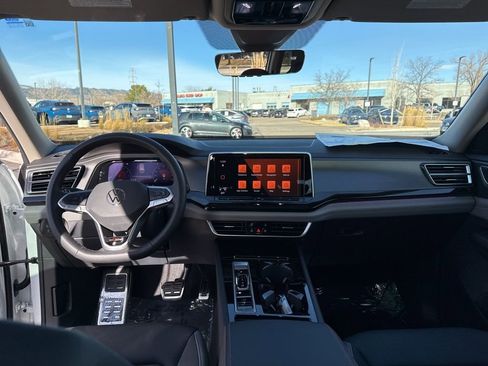 New 2026 Volkswagen Atlas Peak Edition image 12