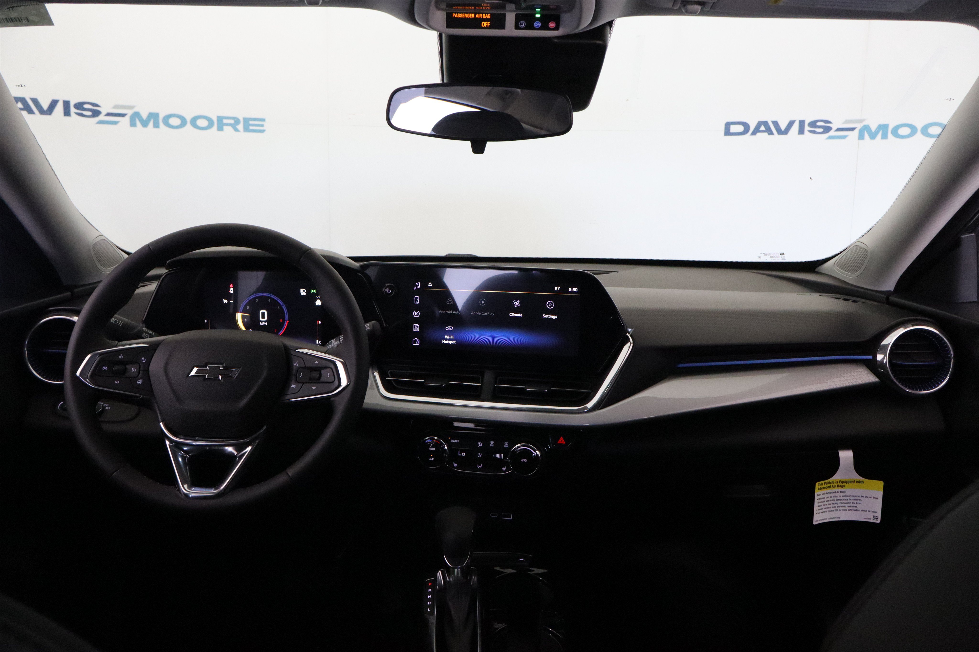 New 2026 Chevrolet Trax LT w/ Midnight Edition FWD image 16
