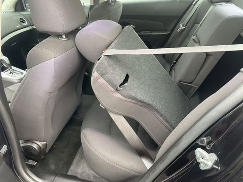 Used 2014 Chevrolet Cruze LT w/ All-Star Edition image 27