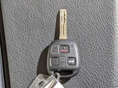 Used 2008 Lexus SC 430 Convertible image 28