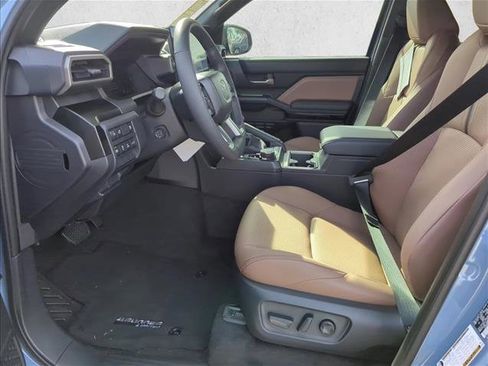 New 2025 Toyota 4Runner Limited image 12