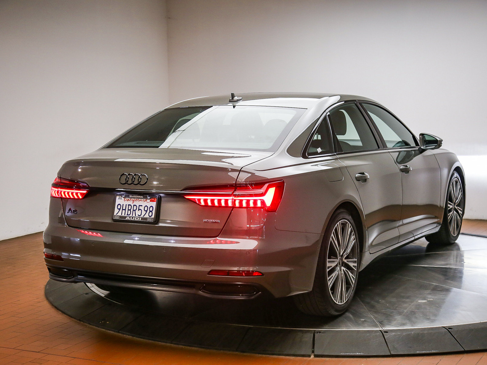 Certified 2023 Audi A6 Premium Plus w/ Premium Plus Package AWD/4WD image 7