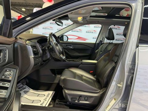 Used 2021 Nissan Rogue SL w/ Premium Package image 24