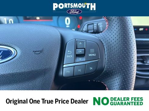 New 2025 Ford Escape ST-Line Elite w/ Premium Technology Package image 20