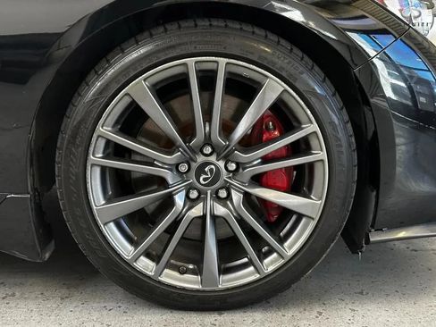 Used 2018 INFINITI Q50 Red Sport 400 w/ Sensory Package (Sport) RWD image 34