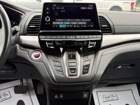 Used 2025 Honda Odyssey Sport-L image 13